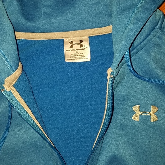 LIKE NEW Under Armour jacket - Picture 2 of 5